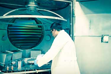 State-of-the-art equipment for high-quality coatings and quality control.
